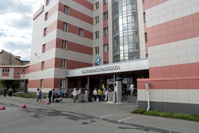 В Усть-Катаве у двух пациентов, выписанных из областного онкоцентра, выявили COVID-19