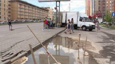 Воронежцы сообщили о провалившемся асфальте на месте вечного потопа на Шишкова