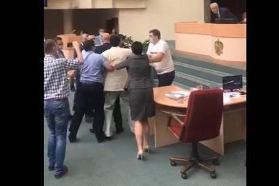Саратовские коммунисты заявили о еще одном нападении на депутата