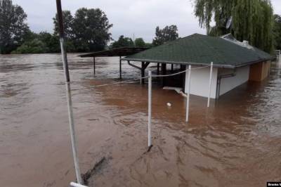 Сербию накрыли масштабные наводнения: Объявлено чрезвычайное положение