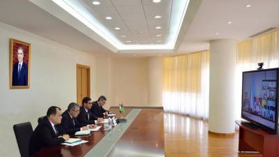 Узбекистан предложил Туркменистану создать зону приграничной торговли между двумя странами
