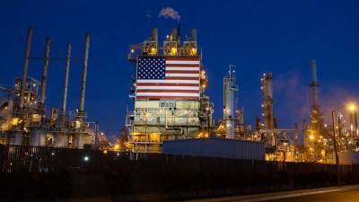 США нарастили добычу нефти на 500 тысяч баррелей в сутки