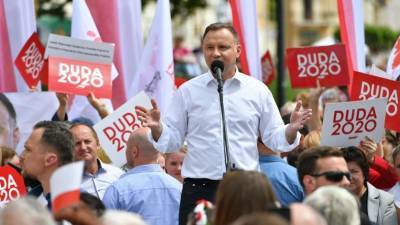 Президент Польши намерен остановить вывод войск США из Европы