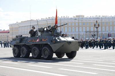 Ядерная угроза была упомянута дважды во время парада Победы в Петербурге