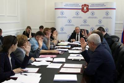 Изменено время работы избирательных участков Петербурга