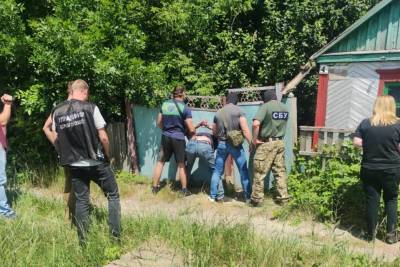 На Луганщине вымогатели требовали деньги, угрожая физической расправой (фото)
