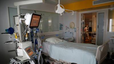 Во Франции за сутки умерли 11 человек с коронавирусом