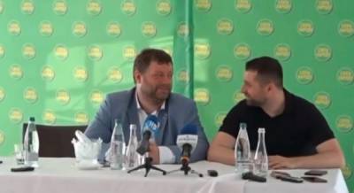 Скандал с "корабельной сосной" Корниенко и Арахамии: отреагировала депутат, которой адресовали грубые слова