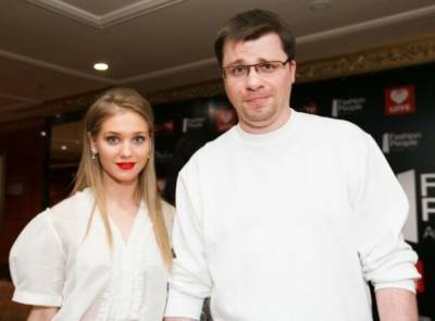 Телеведущий назвал развод Харламова и Асмус «заданием»