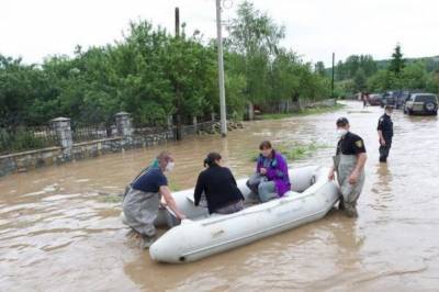 Потоп на западе Украины — ГСЧС предупреждает об ухудшении ситуации