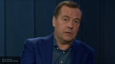 Дмитрий Медведев уже проголосовал за поправки к Конституции РФ