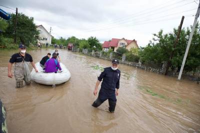 Наводнение в Украине: подтоплены уже 300 населённых пунктов