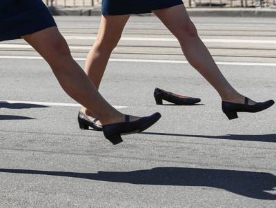Потерянная туфля на параде в Калининграде обернулся наградой
