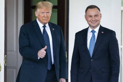 «Они будут за это платить»: Трамп сообщил о переброске войск из ФРГ в Польшу