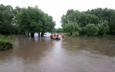 На западе Украины эвакуировали более 800 человек из-за наводнения
