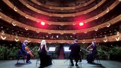 В Барселоне зрителями оперы стали 2000 растений