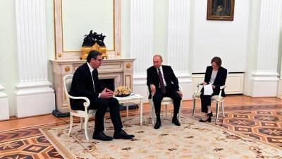 Путин обсудил с сербским президентом решение ситуации на Балканах