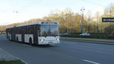 Водители автобусов в Невском районе работали без масок
