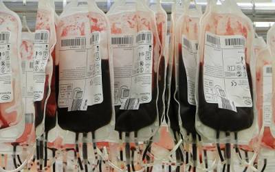 В Латвии заканчиваются запасы донорской крови: латвийцев призывают идти в пункты сдачи