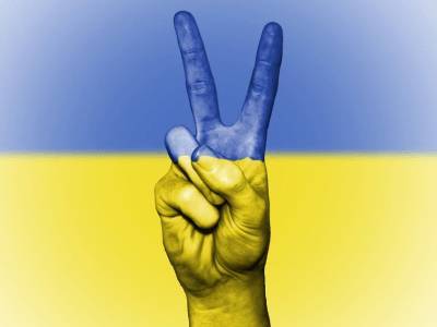 Украинцам угрожают жестким карантином