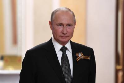 Путин согласился проработать вопрос реестра общественных организаций