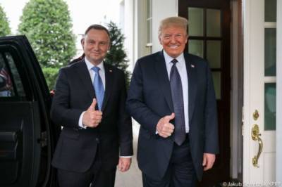 США дадут Польше кредит на АЭС и заработают еще и на ее эксплуатации