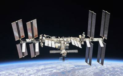 Россия доставит на Международную космическую станцию в 2023 году двух космических туристов