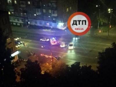 На Шулявке в Киеве произошло ДТП с курьером