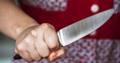 Зарезала ножом: 82-летнюю львовянку взяли под домашний арест за убийство сына