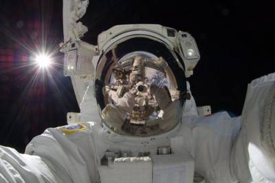Космический турист выйдет в открытый космос с российским космонавтом, - планирует РКК «Энергия»
