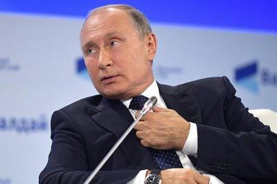 Владимир Путин: Запад знает, кто добивал нацистов в их логове