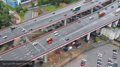 Два человека погибли при падении пассажирского автобуса с моста в Польше