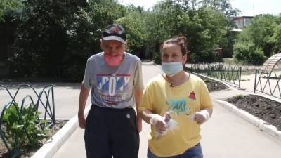 Мир не без добрых: волонтер из Челябинска организовала приют для бездомных инвалидов.