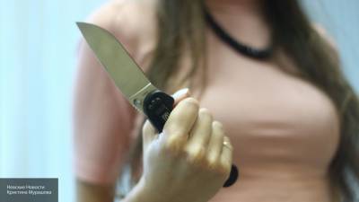 Российская феминистка напала с ножом на владельца бара в Италии
