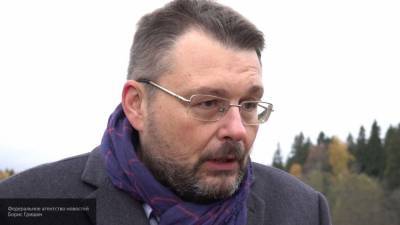Федоров назвал прямой агитацией пост сторонников Ходорковского о Конституции