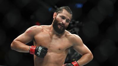 Боец UFC Масвидаль выразил готовность провести бой с Нурмагомедовым