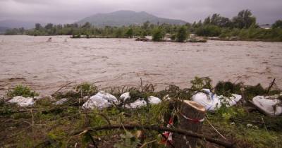Мэр Яремче назвал убытки после наводнений в западных областях