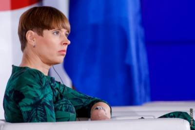 Министр финансов Эстонии потребовал отстранить от должности главу государства