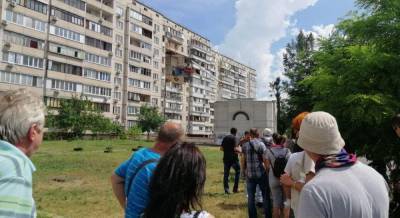 Геращенко назвал основную версию причины взрыва во многоэтажке на Позняках