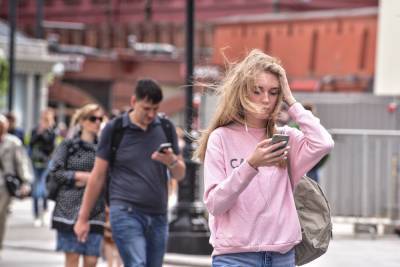 Власти обеспечат мобильным интернетом в полтора раза больше россиян