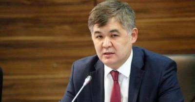 В Казахстане уволен глава минздрава, который заразился коронавирусом