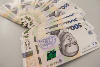 Доллар продолжает расти: курс валют в Украине на 26 июня