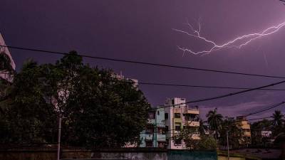 Более ста человек за один день погибли от ударов молний в Индии