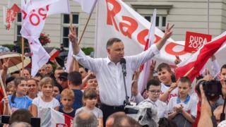 Президентские выборы в Польше: второй тур неминуем и непредсказуем