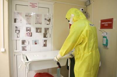 Более 440 человек с коронавирусом лечатся в Филатовской больнице