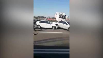 Два человека пострадали в массовом ДТП с маршруткой в Шушарах