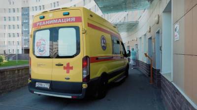 За время пандемии в Петербурге от коронавируса скончались более тысячи человек