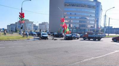 Три авто столкнулись на перекрестке в Минске