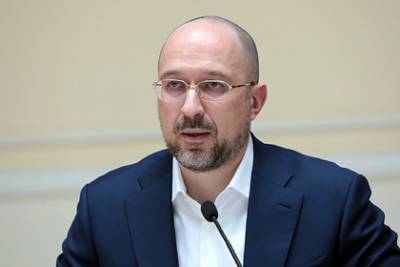 Премьер Украины рассказал о преследующих его мыслях о коронавирусе