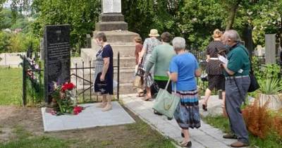 Под Киевом открыли Стелу памяти евреям-жертвам Холокоста